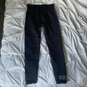 Sarah’s Day X WFA Coffee Date Seamless Leggings color Black